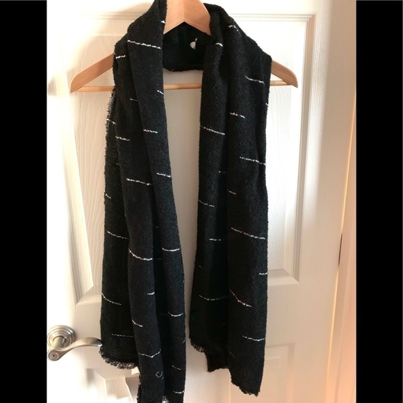 J. Crew Accessories - New - J Crew shawl/scarf